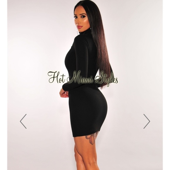 Black key hole sweater dress. NWOT - Picture 4 of 7